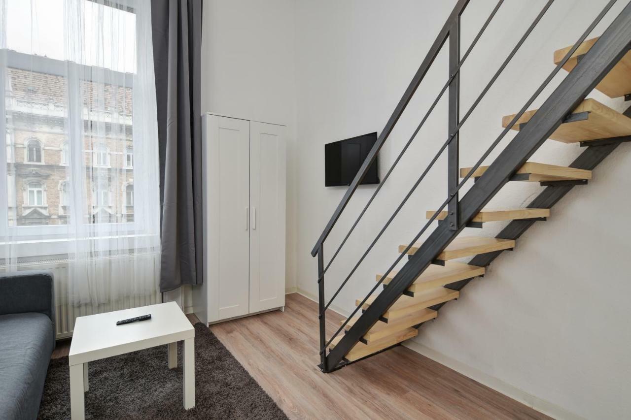 Heart Of Downtown Apartment Budapest Eksteriør billede