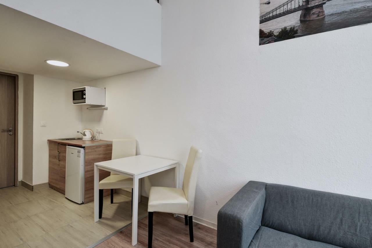 Heart Of Downtown Apartment Budapest Eksteriør billede