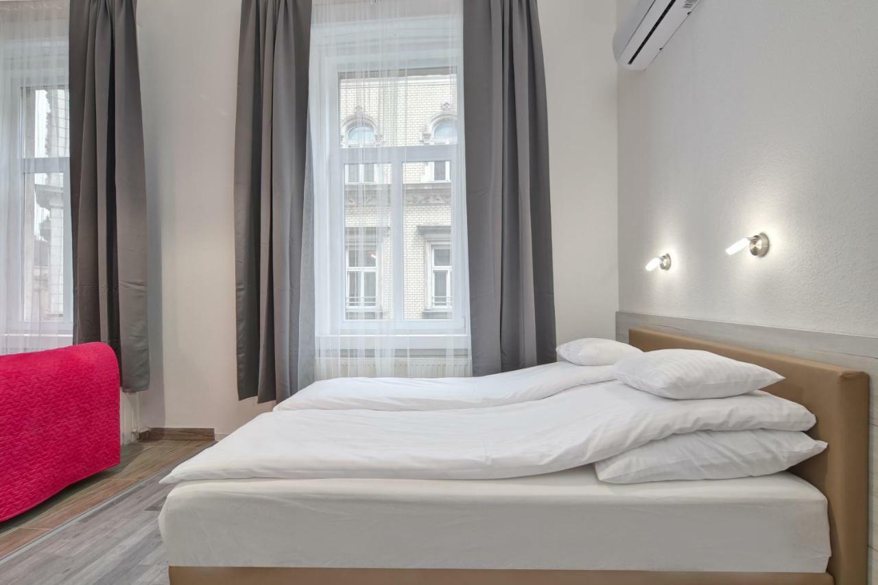 Heart Of Downtown Apartment Budapest Eksteriør billede